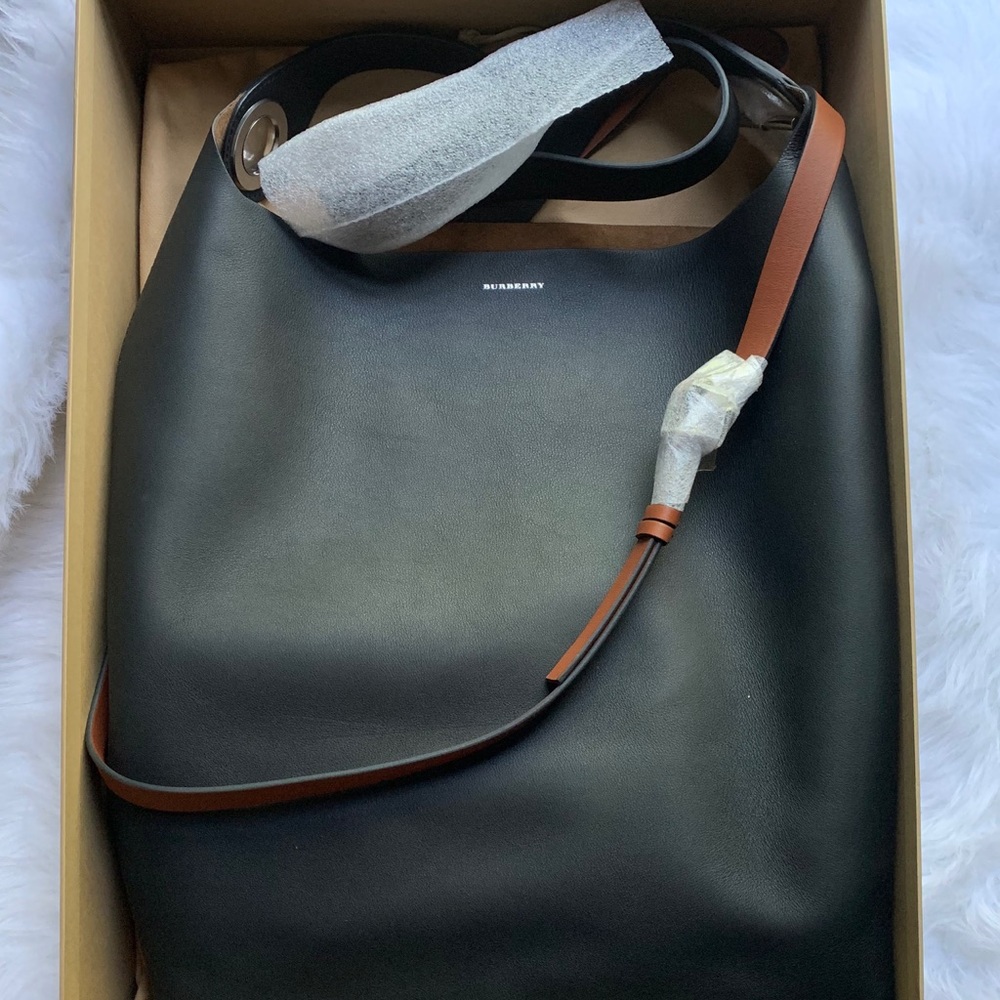 Burberry leather bag